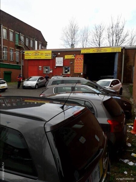 Large premises carwash, garage, body spray room, large office space, units, parking Photo 13