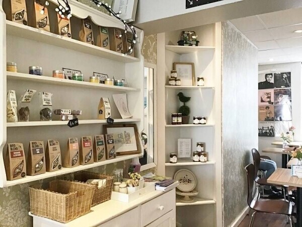 Beautifully Presented Coffee Shop in Affluent Location Photo 13