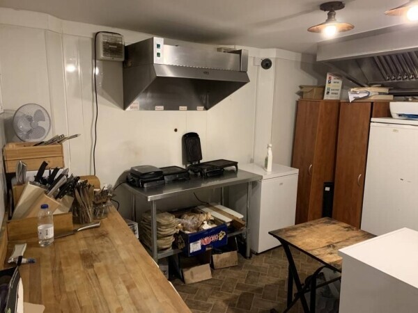 Exciting Independent Gin Bar & Restaurant Photo 13