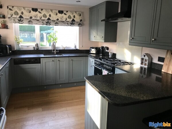 Cattery- East Yorkshire Photo 13