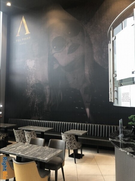Thriving turnkey business in a stunning state of the art complex with other restaurants Photo 13
