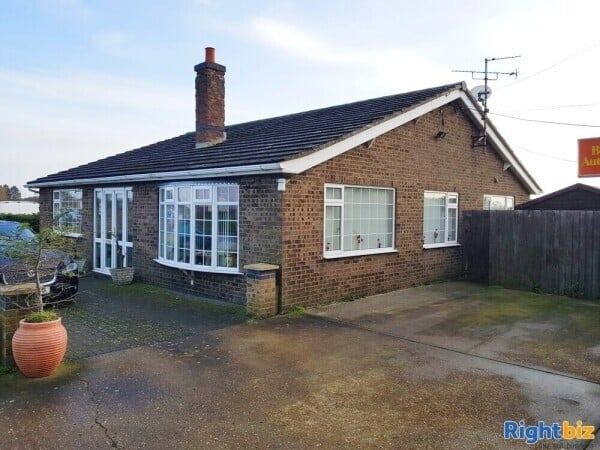 Freehold Petrol station and Car Garage with House in Woodhall Spa Lincolnshire Photo 13