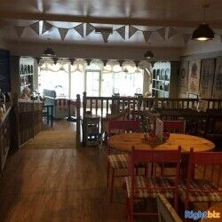 Popular Cafe/Tearoom High Street Location in the University Town of Lampeter West Wales Photo 10