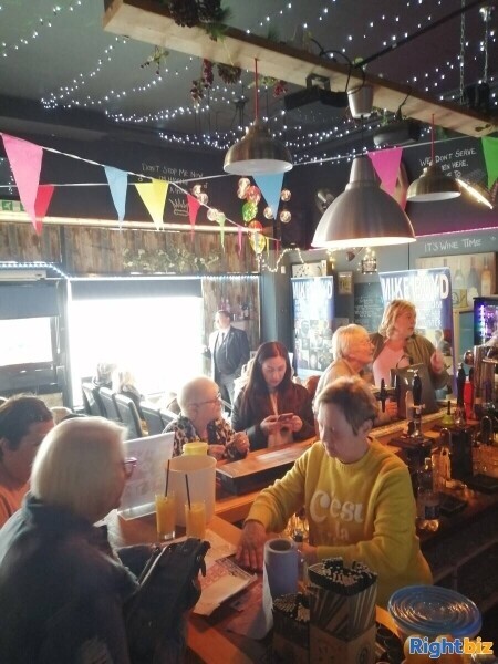 Craft Ale and Gin Bar + 2 extra floors with Bath room and possible living accommodation. Photo 13