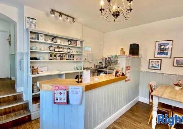 Leasehold Independent Tea Room Located in Keyworth Photo 13