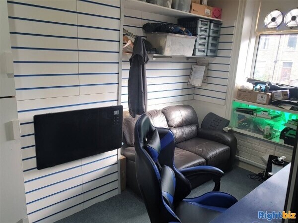 Computer Repairs Centre & Appliance Centre for Sale in Batley Photo 13
