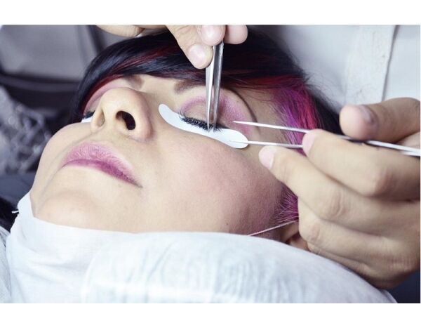 Well established Beauty Treatment business in Eastleigh for sale Photo 13