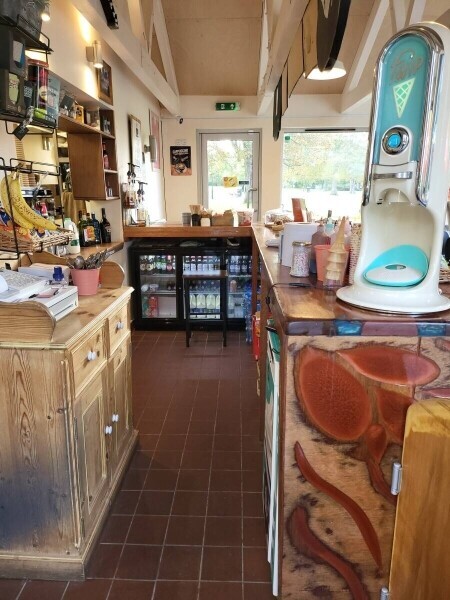 Leasehold pizzeria and coffee shop for sale Photo 13