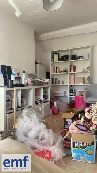 £9,500 P/WEEK STORE WITH 2 BED FLAT, NR NEWPORT, SOUTH WALES Photo 13