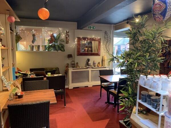 Busy Coffee Shop & Restaurant for Sale in Haslemere Surrey Photo 13