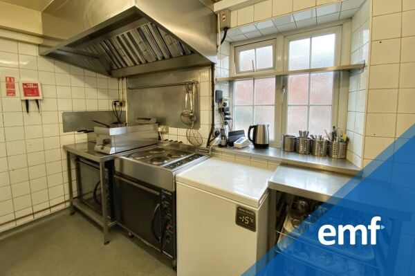 NEW PRICE > Busy Cafe in Popular Norfolk Town Photo 13