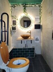 Restaurant/takeaway/coffee shop/bar A1/A3/A5 for sale in Cricklewood, London Photo 13