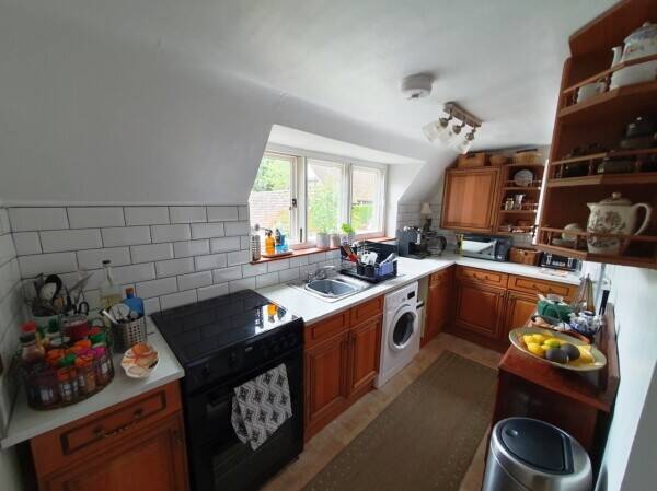 TEA ROOMS, STORE/GIFT SHOP & POST OFFICE WITH 2 BED ACCOMMODATION Photo 13