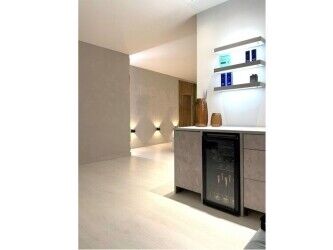 Highly rated beauty and aesthetics clinic Photo 13