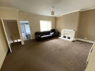Price Reduced Freehold Convenience & Off Licence Store with 2 Bedroom Property in County Durham Photo 12