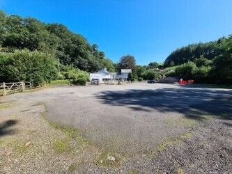 Impressive & Well Regarded Detached 6 Bedroom Country Village Inn Set In 2 Acres Photo 13