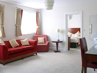 NOTTINGHAMSHIRE - DISTINCTIVELY REFURBISHED 12 BEDROOM HOTEL AND RESTAURANT Photo 13