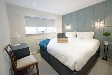 MERSEYSIDE – 10 BEDROOM GUEST HOUSE IN POPULAR SEASIDE TOWN Photo 13