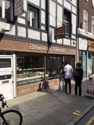 Cafe patisserie shop in Kingston 