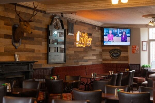 20+ Years Established Business In Fort William Profitable Public House & Restaurant Photo 13