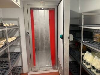 Kitchen to Let in Bangor North Wales Start your own business & become your own Boss Photo 13