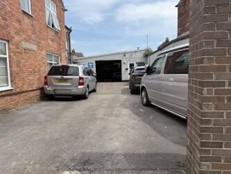 MOT station car's and m/cycles. Servicing/repair garage. Town centre location. MOT station car's and m/cycles. Servicing/repair garage. Town centre location.