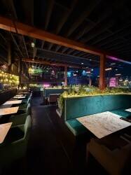 American smoke house and pan Asian restaurant / shisha lounge in turnpike lane