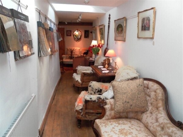 ANTIQUE DEALERS sought after locality STOW-ON-THE-WOLD Photo 14
