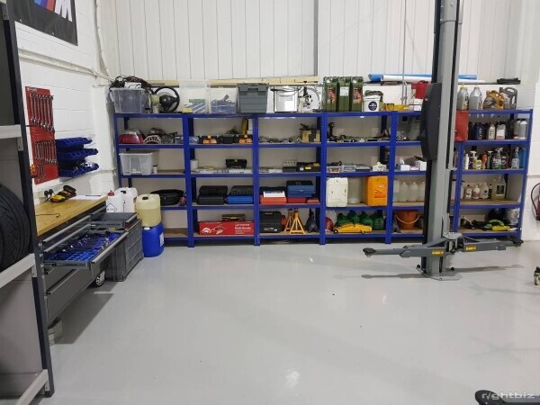 Prestigious Automotive Garage Business For Sale Photo 14