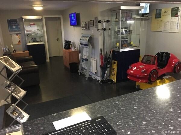 Long established Large MoT and Repair Garage for sale in Hartlepool Photo 14