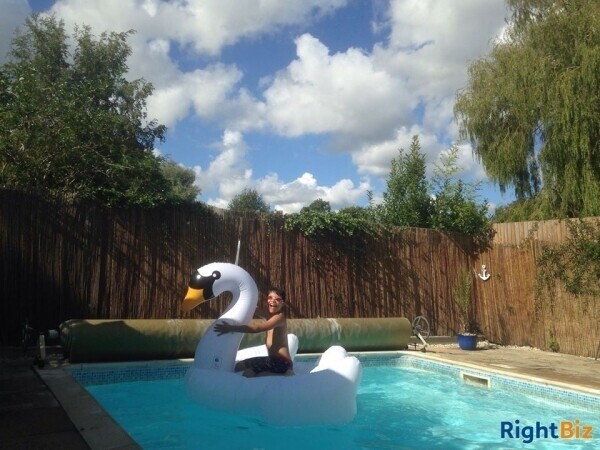 9 Bedroom House 7 Ensuite Rooms Heated Swimming Pool Large Garden Riverside Property Reception Rooms Photo 14