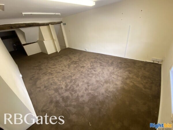 Freehold Property - Fried Chicken Business For Sale 20AB255 Photo 14