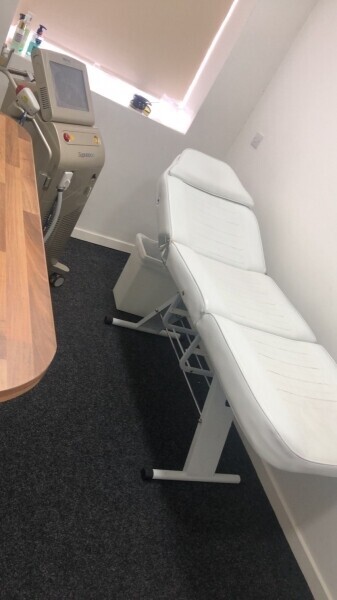 BEAUTY AND LASER CLINIC FOR SALE Photo 14