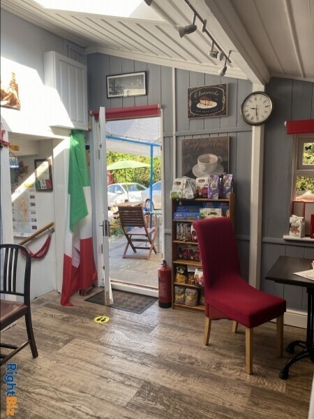 Italian deli for sale in Kent. Photo 13