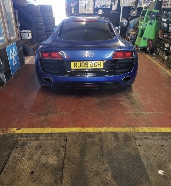 Big Garage For sale in North Wales Pwllheli Photo 14