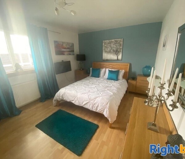 20 Year Established Cattery and Stunning Extensive Family Home Photo 14