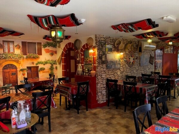Middle Eastern Restaurant and Shisha Garden with a New Takeaway for Sale in Loughborough Town Centre Photo 14