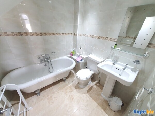 STUNNING DETACHED HOTEL WITH 20 EN-SUITE BEDROOMS – DINING ROOM Photo 14