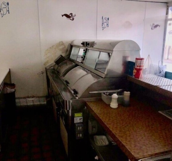 Leasehold Fish & Chip/Kebab Takeaway Located In St Austell Photo 13