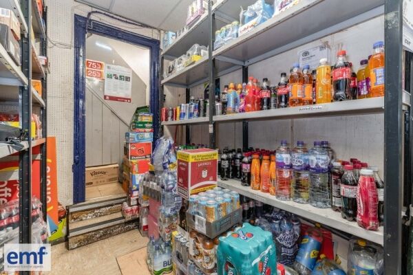 Convenience Store Photo 14