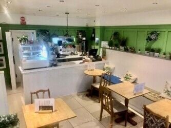 Leasehold Café & Coffee Shop Located In Saltash Photo 14