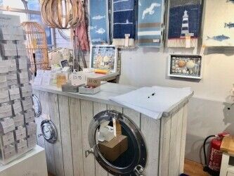 Leasehold Home Furniture & Gift Store Located In St Ives Photo 14