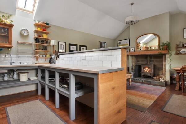 Peak District Holiday Barn with Wedding Venue Photo 14