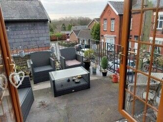 Freehold Licensed Newsagents Grocers Business 3 Bedroom House Bolton Greater Manchester For Sale Photo 14