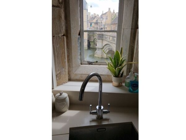 Beautifully Presented Holiday Letting For Sale Photo 14