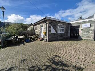 GWYNEDD – COMMERCIAL AND/OR HOTEL DEVELOPMENT OPPORTUNITY IN POPULAR NORTH WALES SEASIDE TOWN Photo 14
