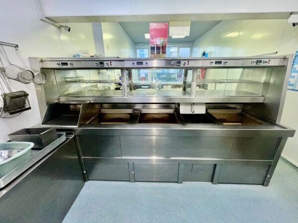 Leasehold Fish & Chip Shop Takeaway Located In St Austell Photo 14