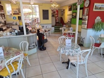 Quintessential cafe/tea room with huge potential Quintessential cafe/tea room with huge potential
