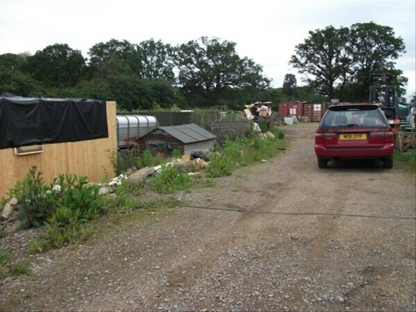 Garden Centre - Sherfield-on-Lodden Photo 15