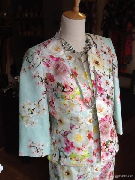 PRICE REDUCED FOR SWIFT SALE Ladies Fashion Boutique - prime location, BILLINGSHURST Photo 14